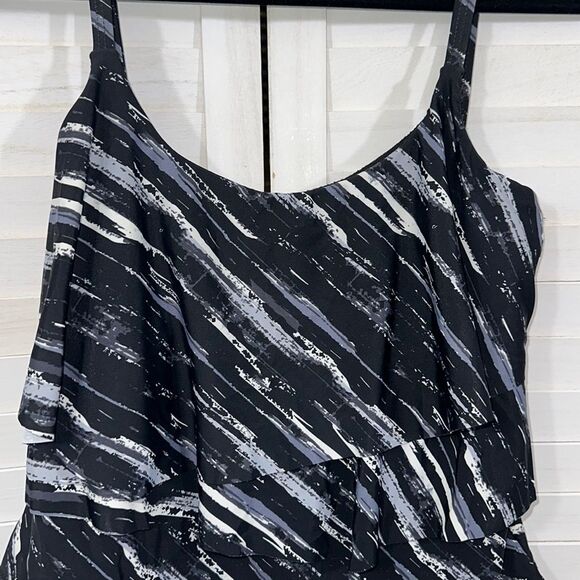 Bryon Blue Swimsuit Size 10 One Piece Underwire EUC - Picture 5 of 14